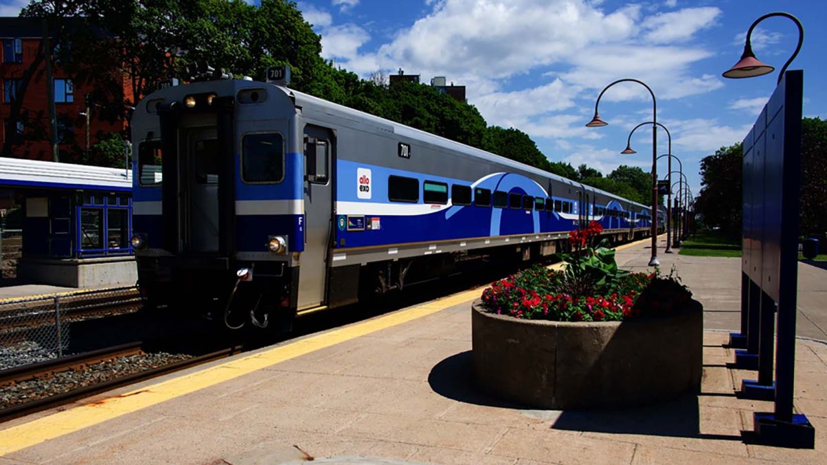 SEPTA acquires 24 Exo coaches for regional rail