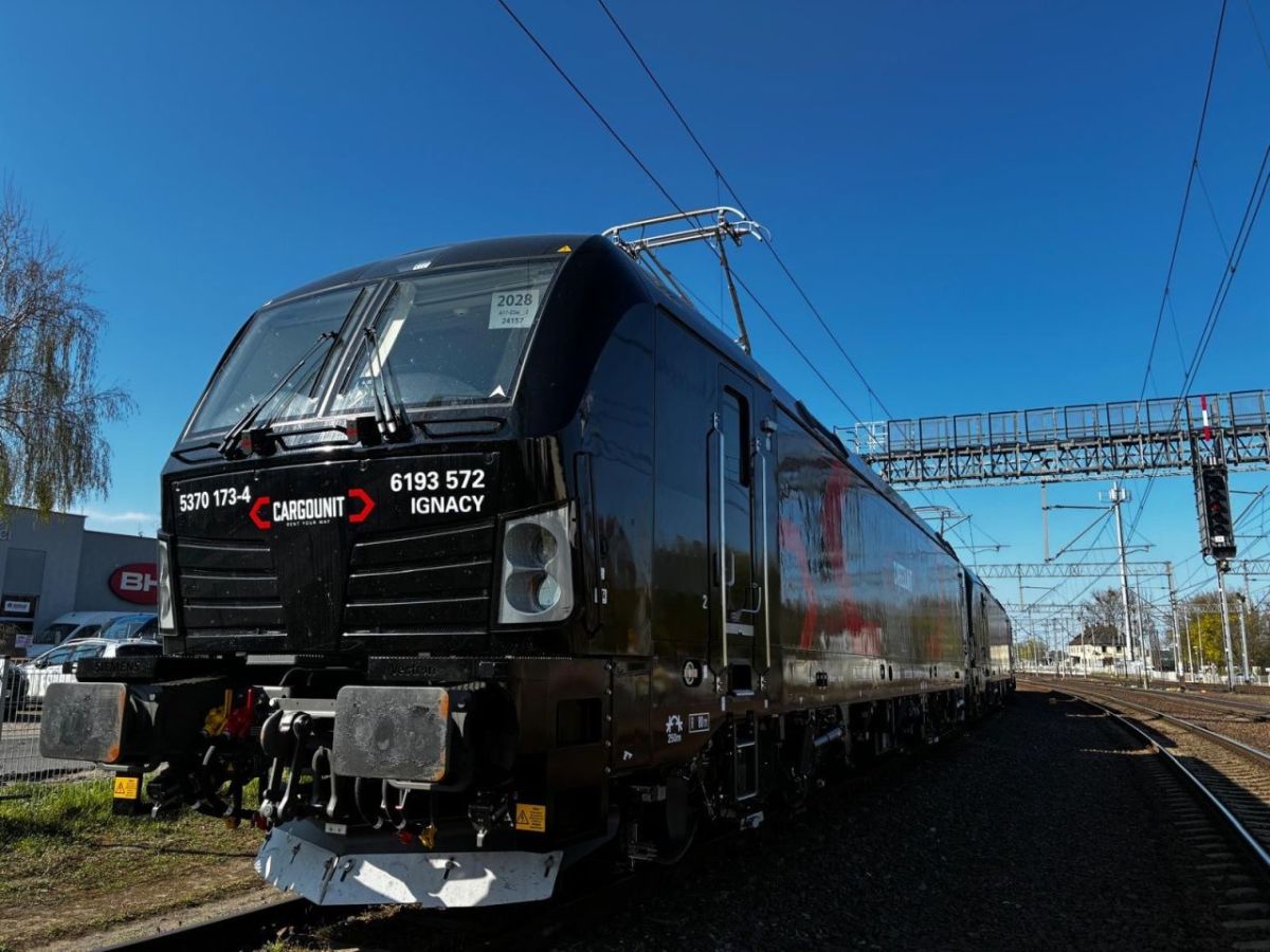 Společnost CARGOUNIT převzala 50. lokomotivu Siemens Vectron MS