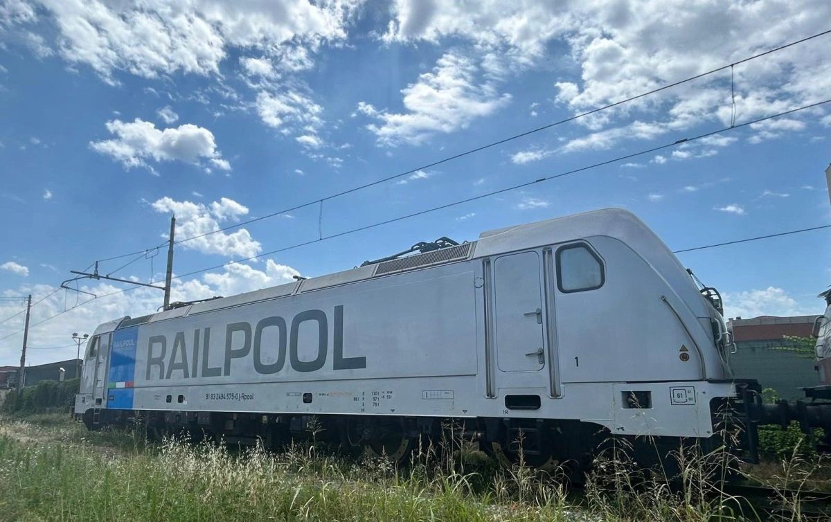 RAILPOOL livrează două locomotive Traxx DC3 către Oceanogate Italia