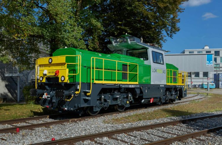 Müller Technologie presenta la locomotiva tribrida Aeam 841 con molteplici opzioni di azionamento