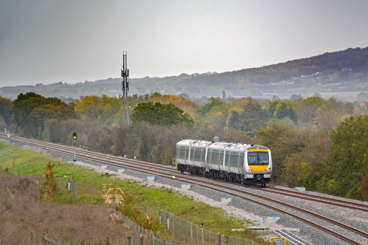Chiltern Railways a fost aleasă să opereze serviciile East West Rail între Oxford și Milton Keynes