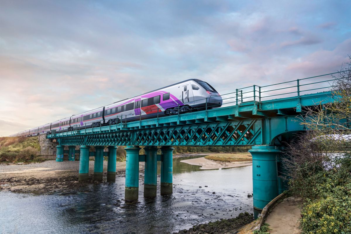Dublin–Belfast hattı için Stadler FLIRT trenleri sipariş edildi