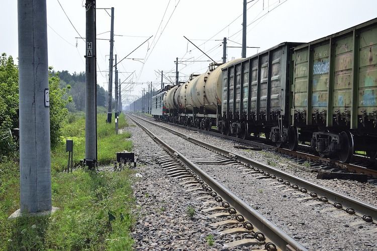 Evropská komise připraví studii o lepším železničním spojení mezi Ukrajinou a Moldavskem