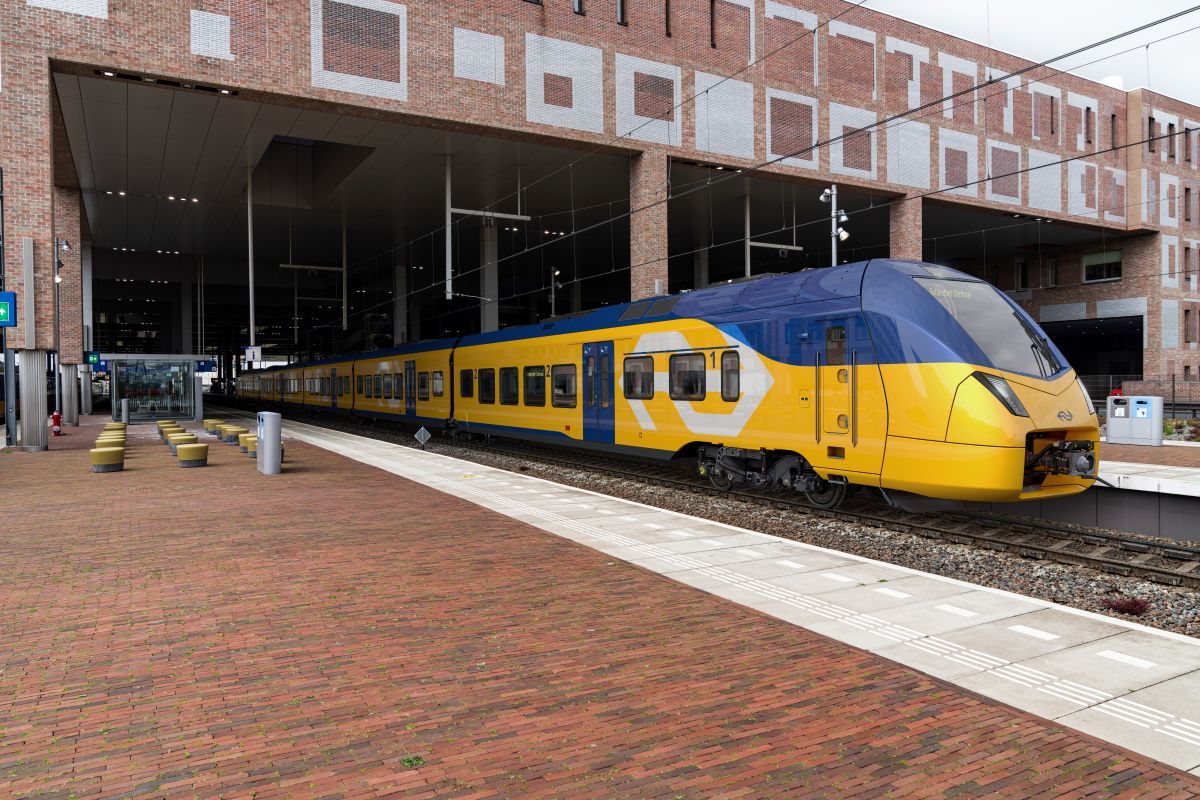 36 New Stadler FLIRTs for the Netherlands