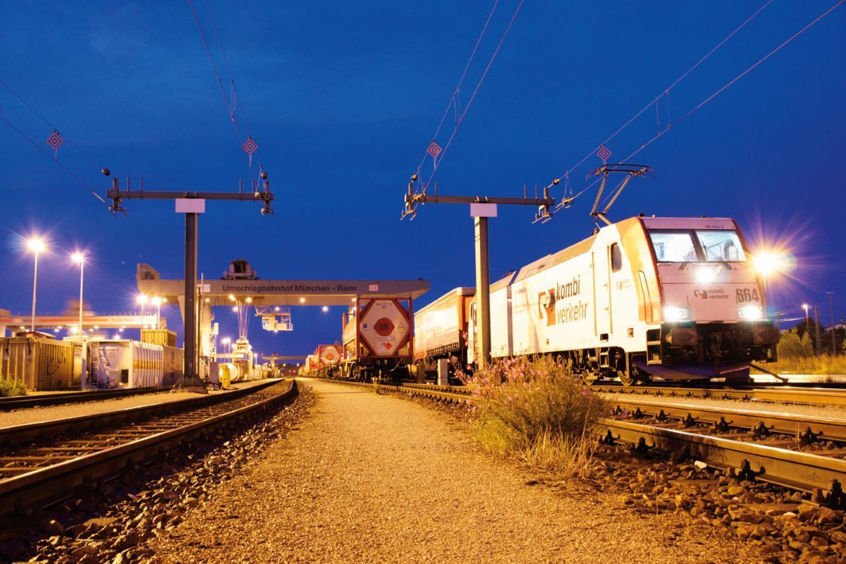 Trucks by rail decline with Kombiverkehr in 2024 financial year
