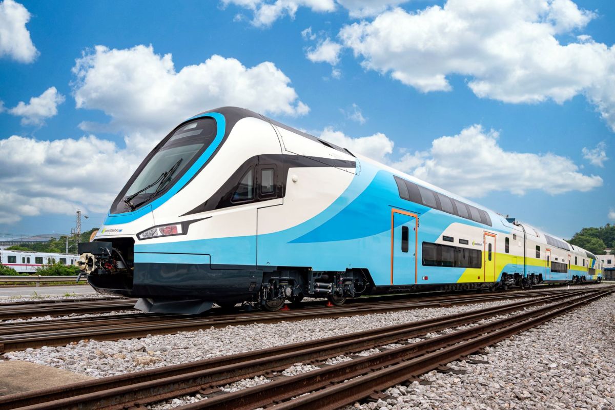 Westbahn adds 4 Chinese double-deck units to its fleet, prompting industry criticism