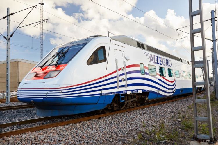 Los trenes Allegro se incorporarán a la flota nacional de larga distancia de RV en 2025