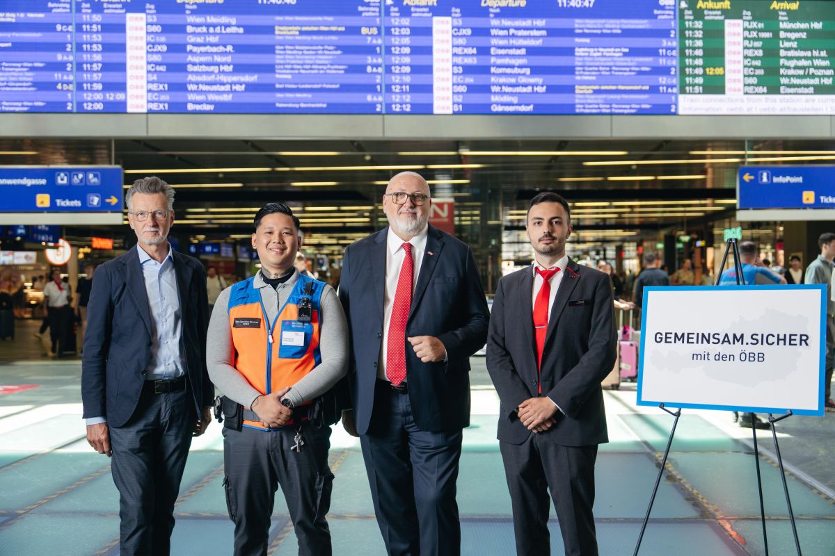 Austria strengthens security on trains