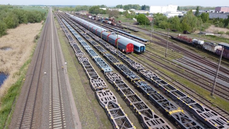 Więcej wagonów kontenerowych z Ermewa do Crossrail Benelux