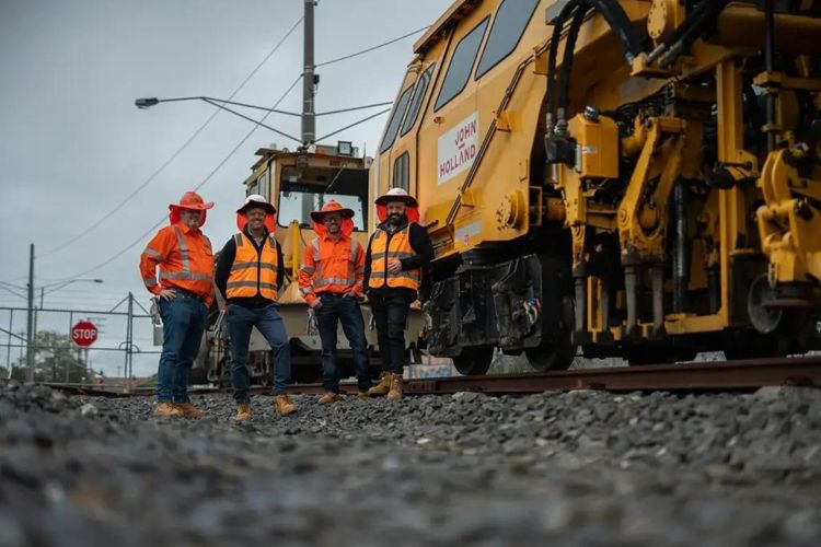 Společnost Inland Rail získala smlouvu na výstavbu ve Victorii s firmou John Holland