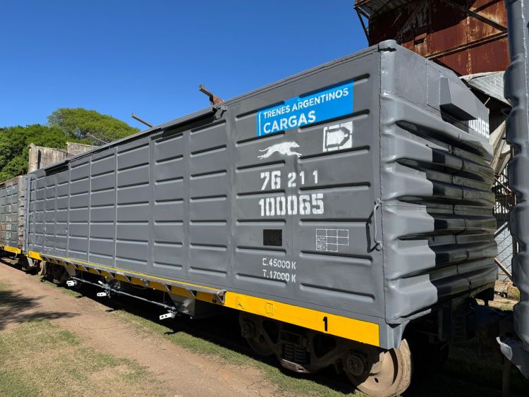 Trenes Argentinos Cargas begins deployment of converted wagons for grain transport