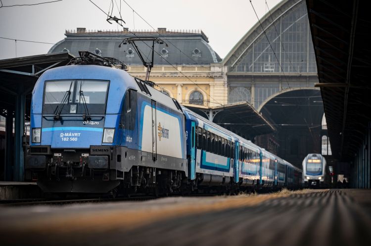 Restructurarea grupului MÁV avansează cu un model operațional integrat și un management raționalizat