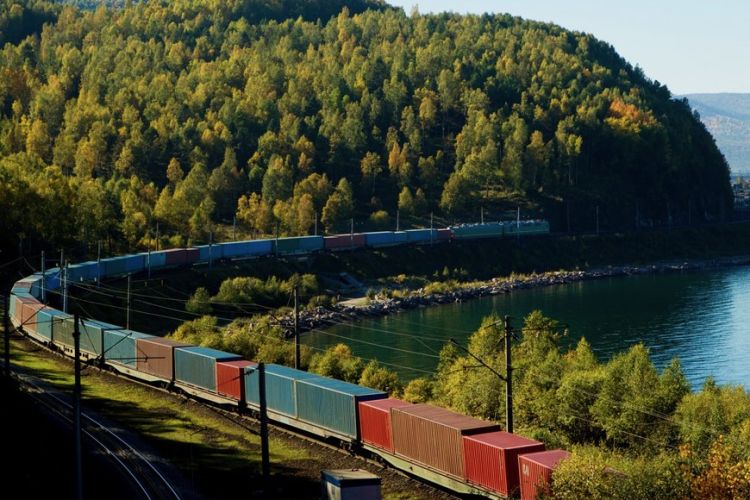 Dal mare alla terra: La ferrovia diventa il nuovo pilastro del trasporto Cina-Europa