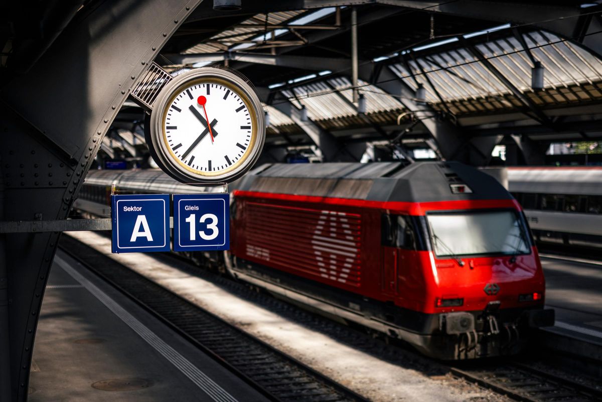 SBB достигает рекордной пунктуальности в пассажирских перевозках и улучшает показатели в грузовых перевозках в 2025 году
