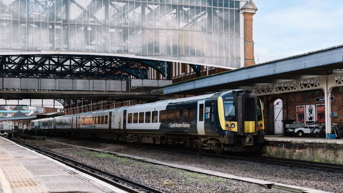 Aumentano le cancellazioni e i ritardi della South Western Railway in seguito alla nazionalizzazione