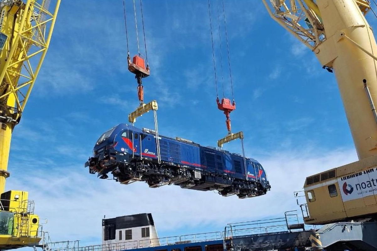 Společnost Trenitalia zahajuje homologační zkoušky svých nových záchranných lokomotiv vyrobených firmou Stadler