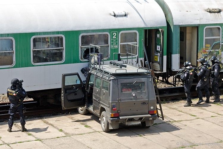 Ferrocarriles checos: Tarifas reducidas para los policías que intervengan