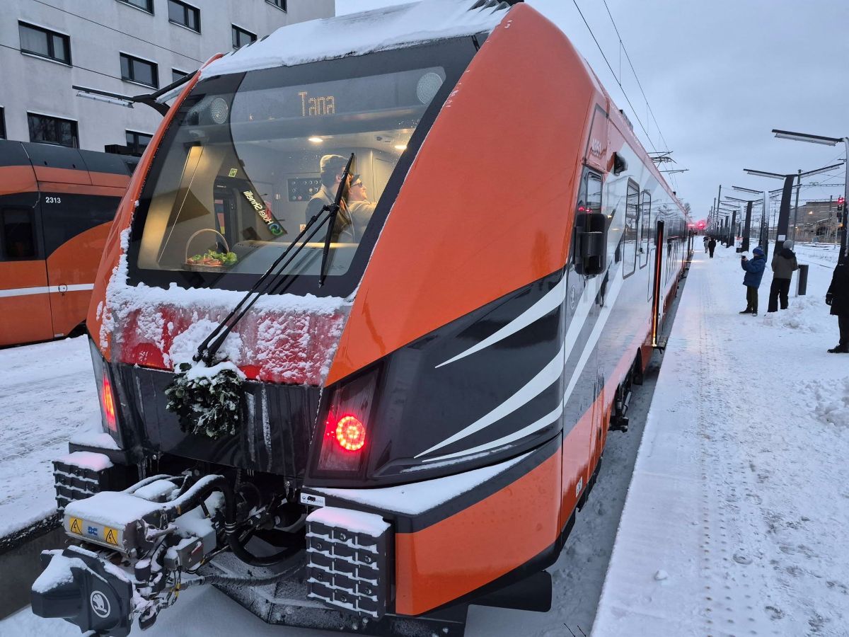 New passenger services expand rail links between Estonia and Latvia