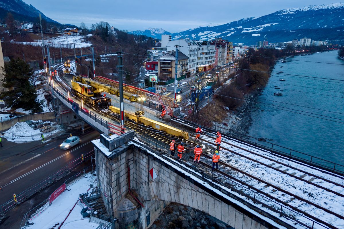 ÖBB Reopens Key Corridor with New Bridge