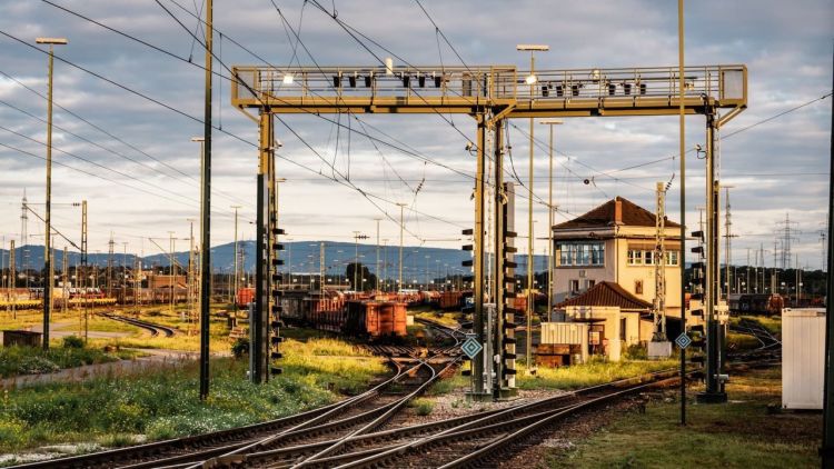 AI technology streamlines freight wagon inspections at DB Cargo