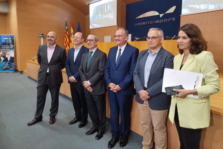 Španělsko: València-Font de Sant Lluís odhaluje vysokokapacitní intermodální terminál