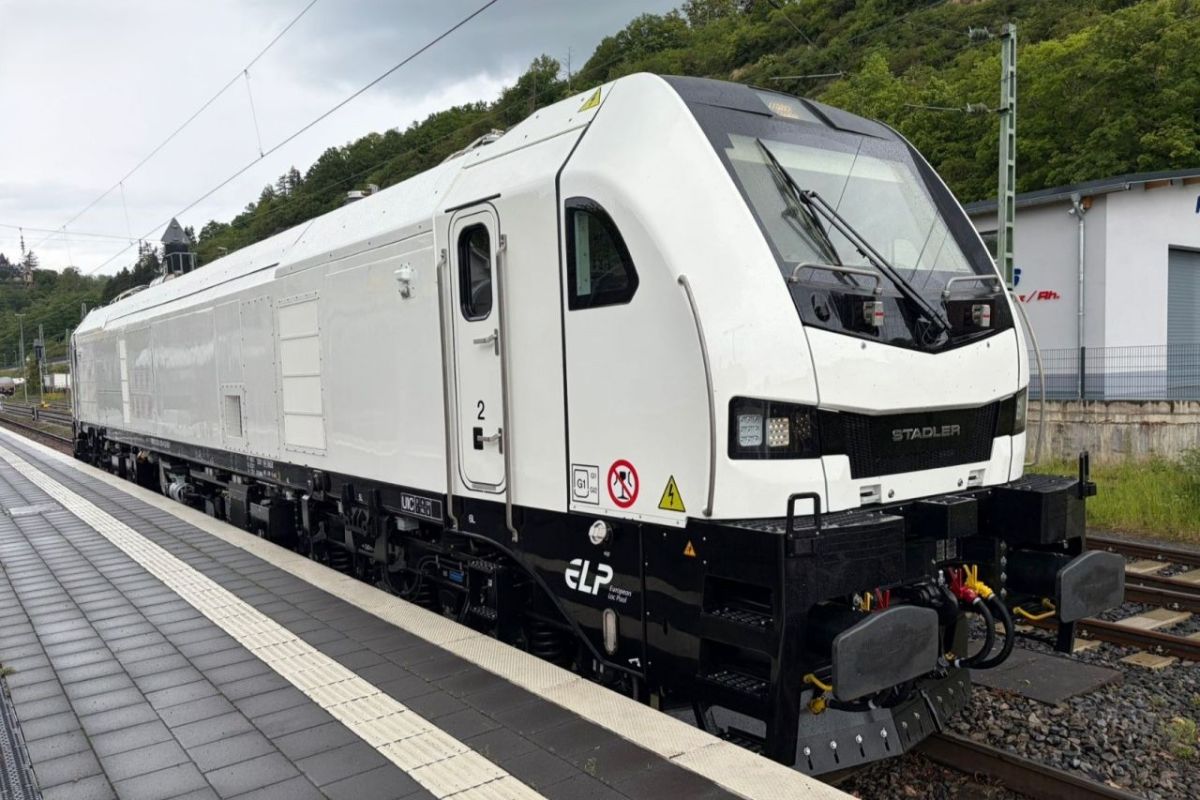 欧洲机车池交付更多EuroDual和Euro9000型机车