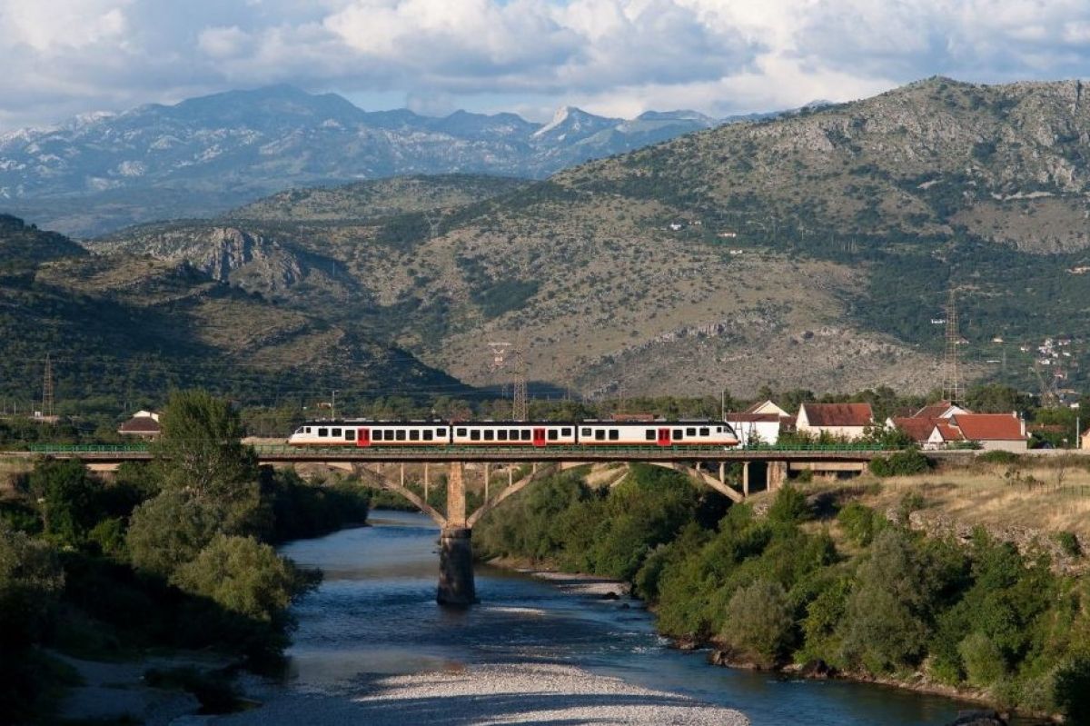 EUROFIMA provides EUR 6.5m financing to ŽPCG in Montenegro