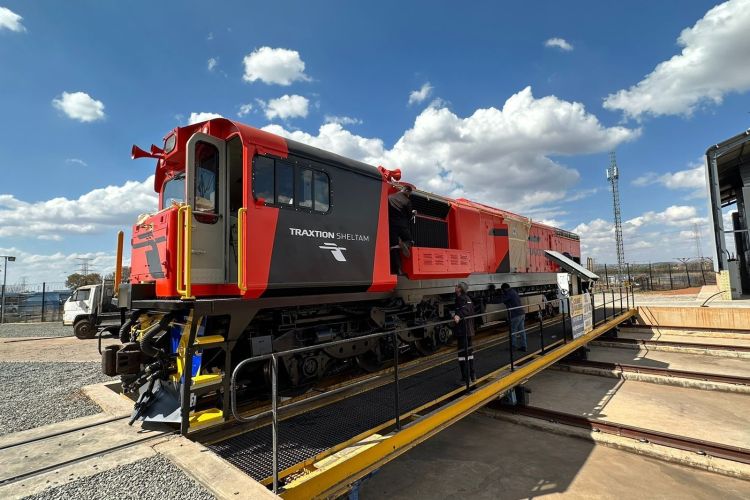 Traxtion ha presentato le prime due locomotive revisionate per l'Africa orientale