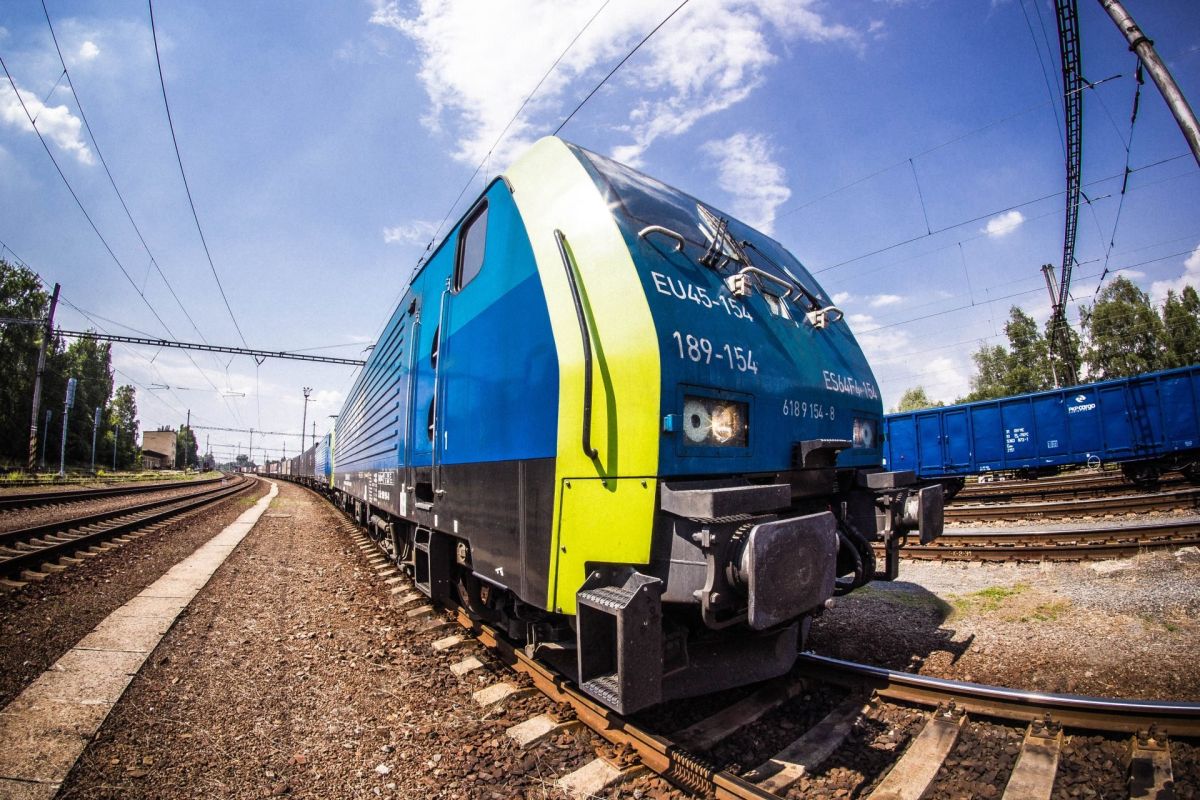 Il trasporto ferroviario di merci in Polonia è diminuito del 7,4% nella prima metà del 2025, ma supera in volume la maggior parte dei paesi dell'UE