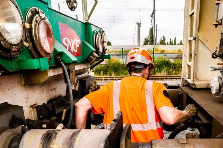 Fret SNCF in a battle of survival