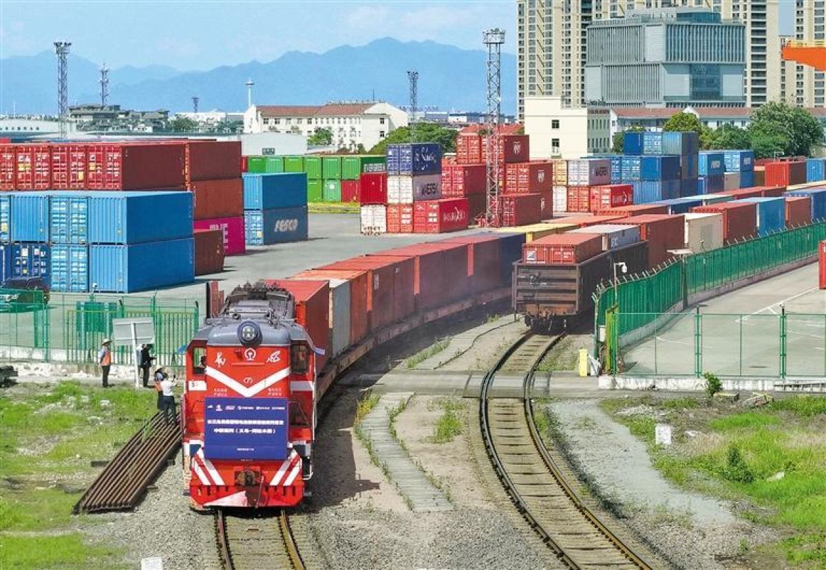 China Railways expands Middle Corridor freight services with new routes and commodities