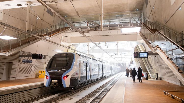 SNCF comandă 35 de trenuri RER NG suplimentare de la Alstom