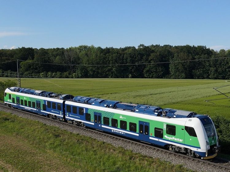 ABB va furniza sisteme de baterii de tracțiune pentru BEMU ale grupului Škoda