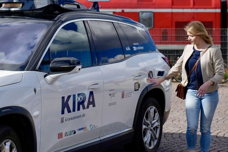 DB testuje autonomní řízení ve veřejné dopravě
