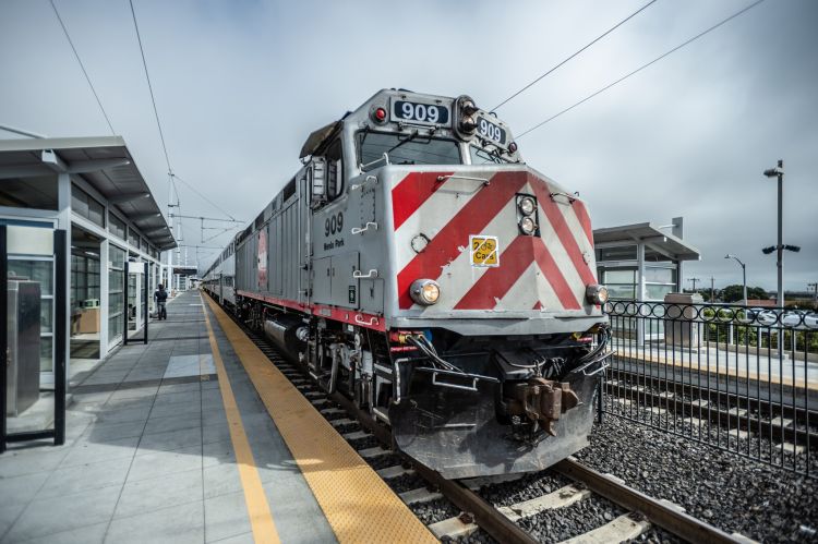 Retired Caltrain diesel fleet finds a second life in Peru