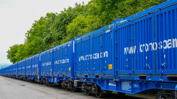 Sin trayectos vacíos: Innofreight implanta OpenSideTainer XX20 con Kronospan