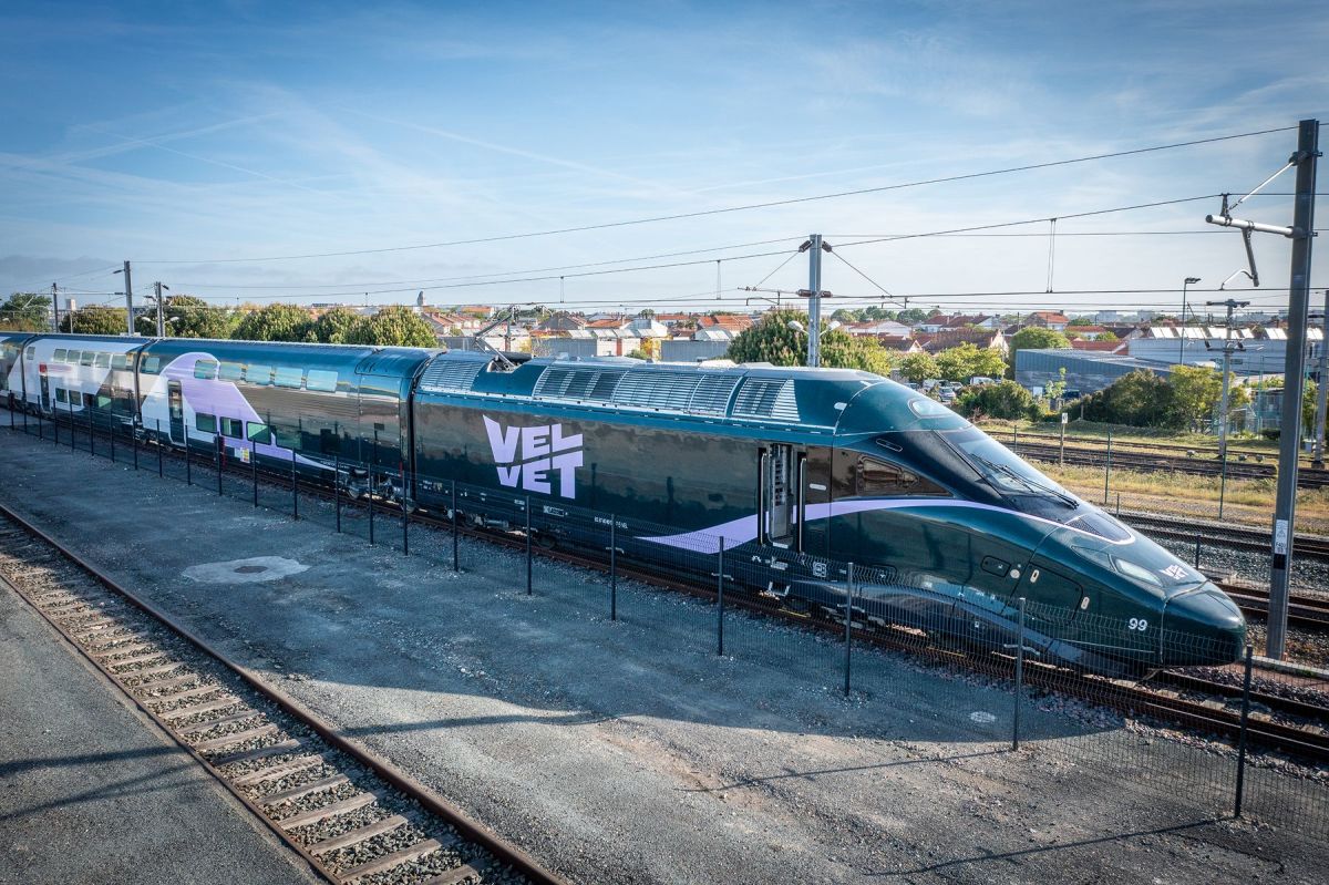 A Velvet bemutatja az első Alstom Avelia Horizon vonatszerelvényt a francia nagysebességű hálózat bővítéséhez