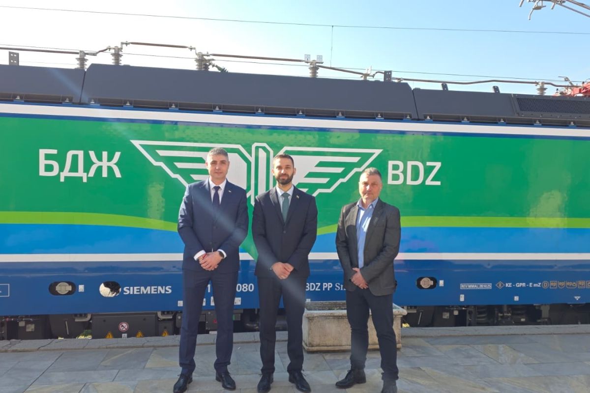 BDŽ, che dispone già di una flotta completa di 25 Smartron, acquista 91 carrozze passeggeri DB