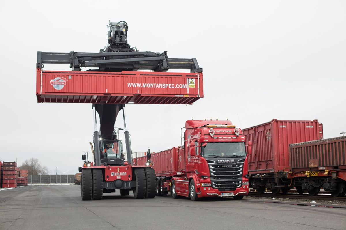 Montan Spedition lanza trenes completos Linz-Duisburgo-Rotterdam