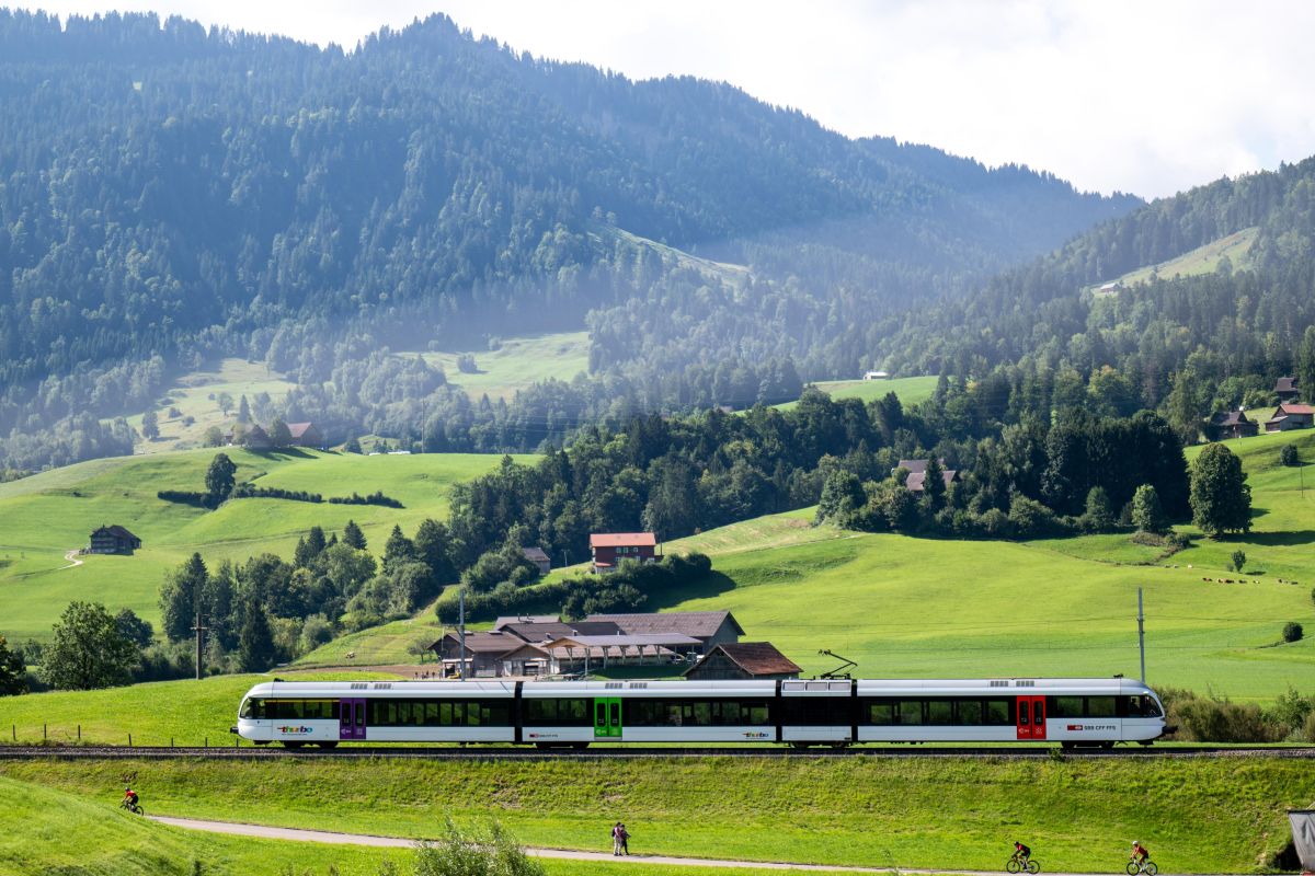 Second-life Stadler GTWs to boost MÁV fleet