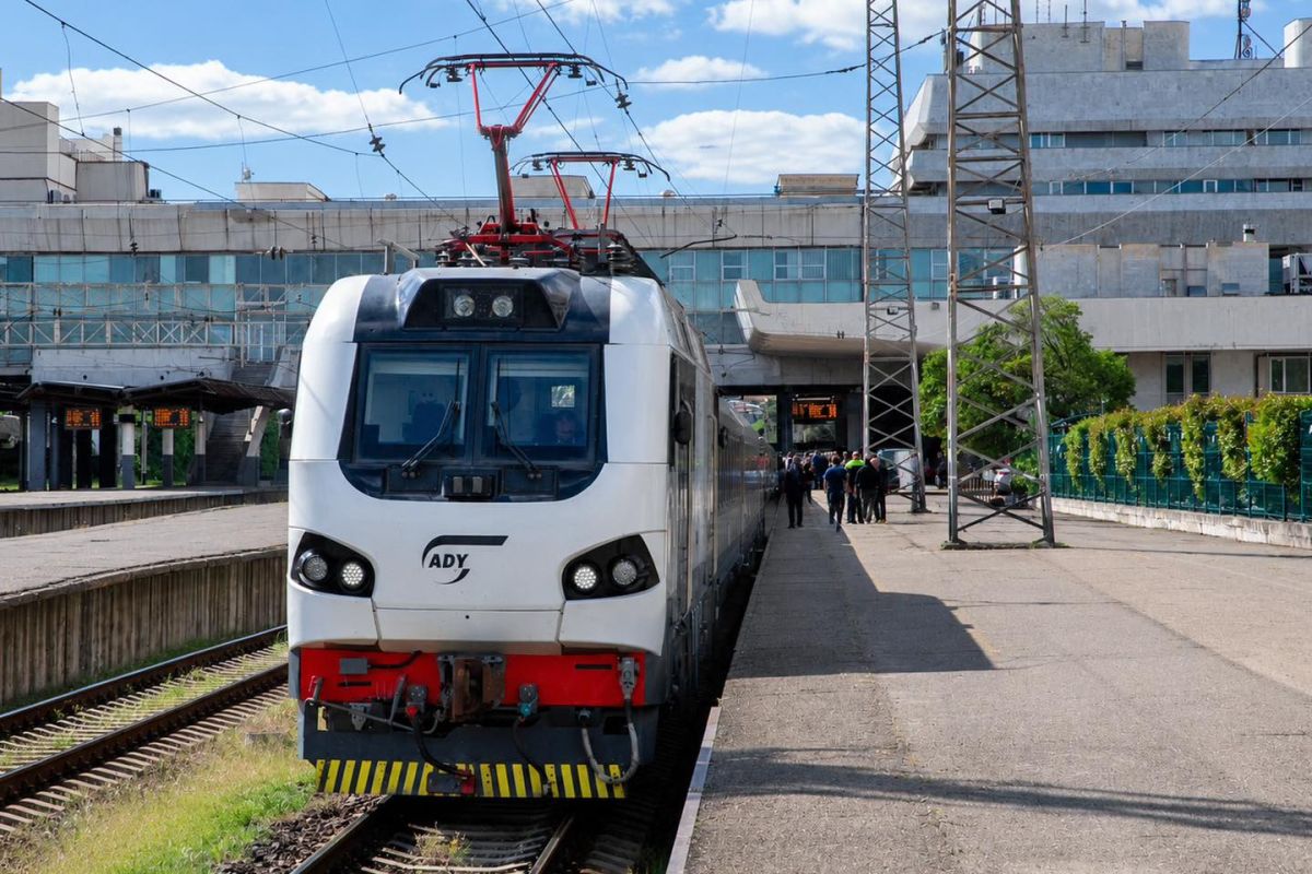 ADY ha ripristinato i treni notturni passeggeri Baku-Tbilisi