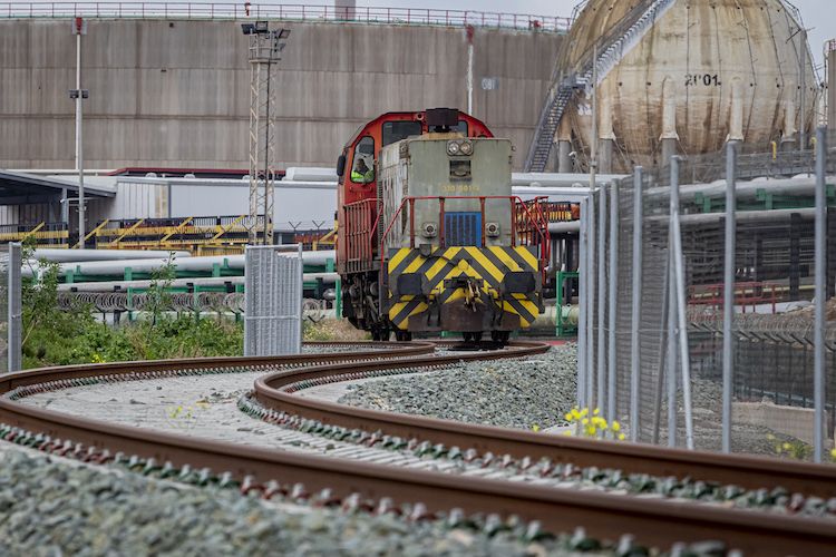 Adif zlepšuje spojení mezi nákladním terminálem a přístavem Escombreras