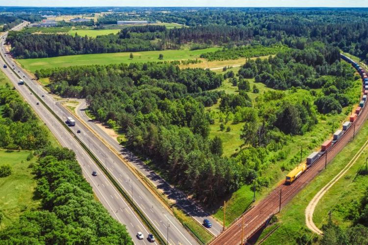 Středoevropské a baltské strategické dopravní spojení