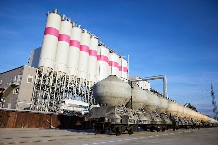 Bau Beton a ÖBB zahájily provoz spojovací dráhy v přístavu Freudenau