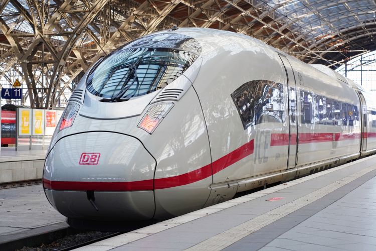 L'ICE 3neo sostituisce in tempi brevi i treni ICE più vecchi e soggetti a guasti