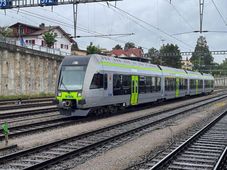 Společnost BLS zahajuje modernizaci vozového parku Lötschberger