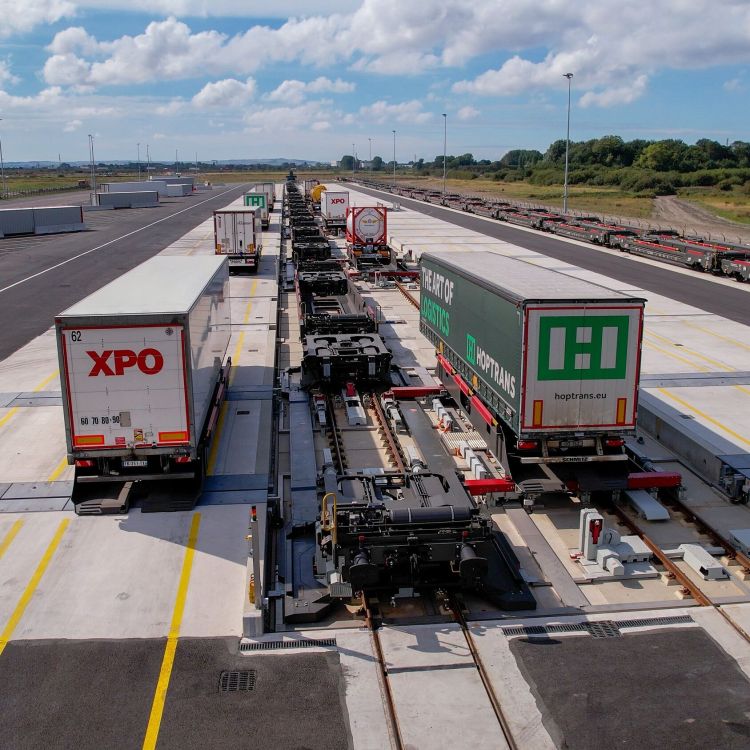 CargoBeamer z 140 milionami euro na inwestycje w rozbudowę terminalu