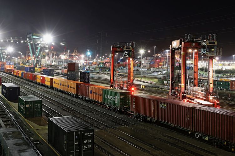 REINO UNIDO: DP World lanza un "Programa de Cambio Modal" para impulsar el transporte ferroviario y reducir las emisiones de carbono