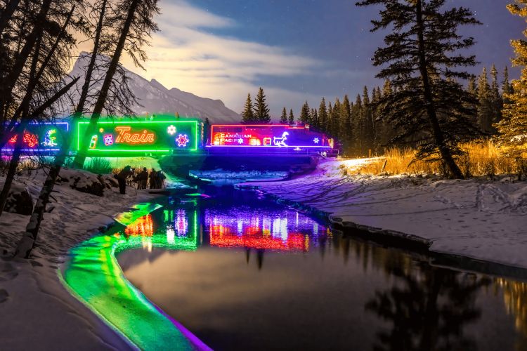How CPKC and Metra infuse the Christmas Holiday spirit on North American railways