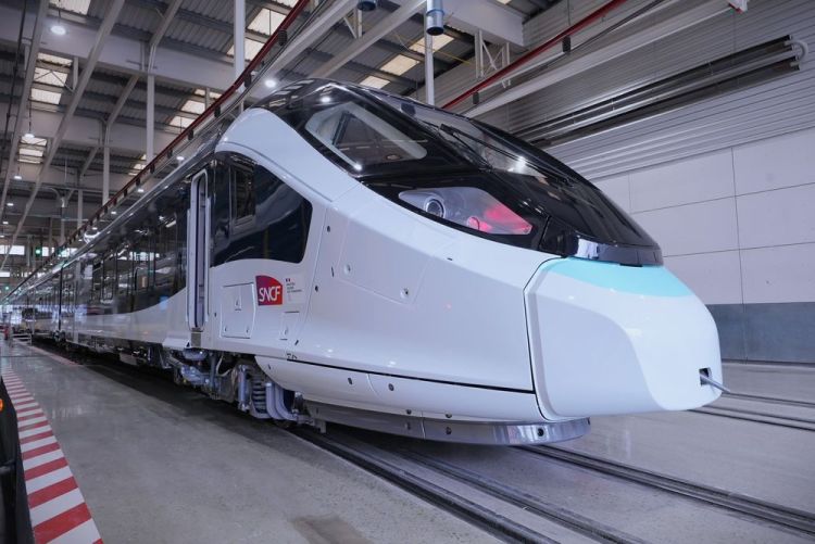 CAF, SNCF için Oxygène trenlerinin üretimini ilerletiyor